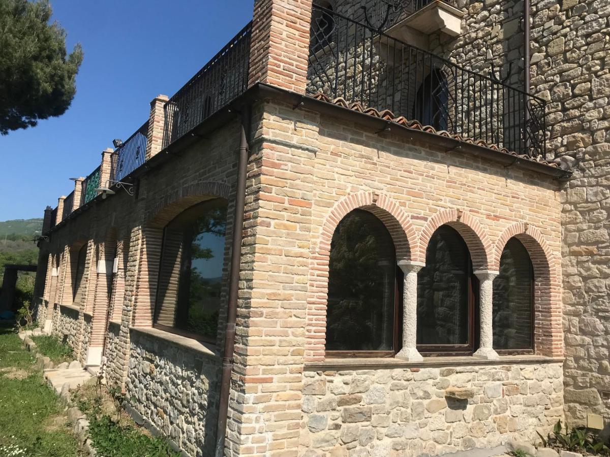 Hotel Lo Smeraldo Roccavivara Extérieur photo