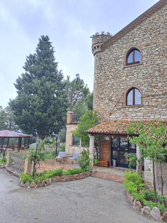 Hotel Lo Smeraldo Roccavivara Extérieur photo